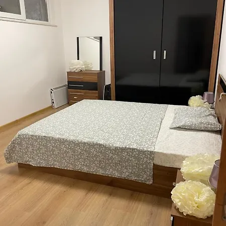 Морски Апартамент Вили Apartment *